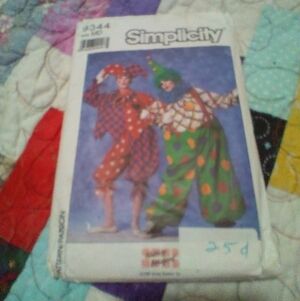 Simplicity Sewing Pattern 9344 Adult Jester & Clown Costumes Size Medium